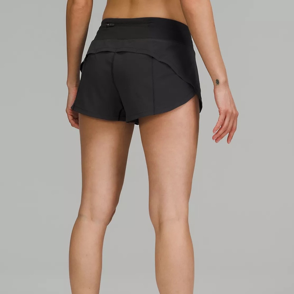 Lululemon Speed Up Shorts in Black Size 2